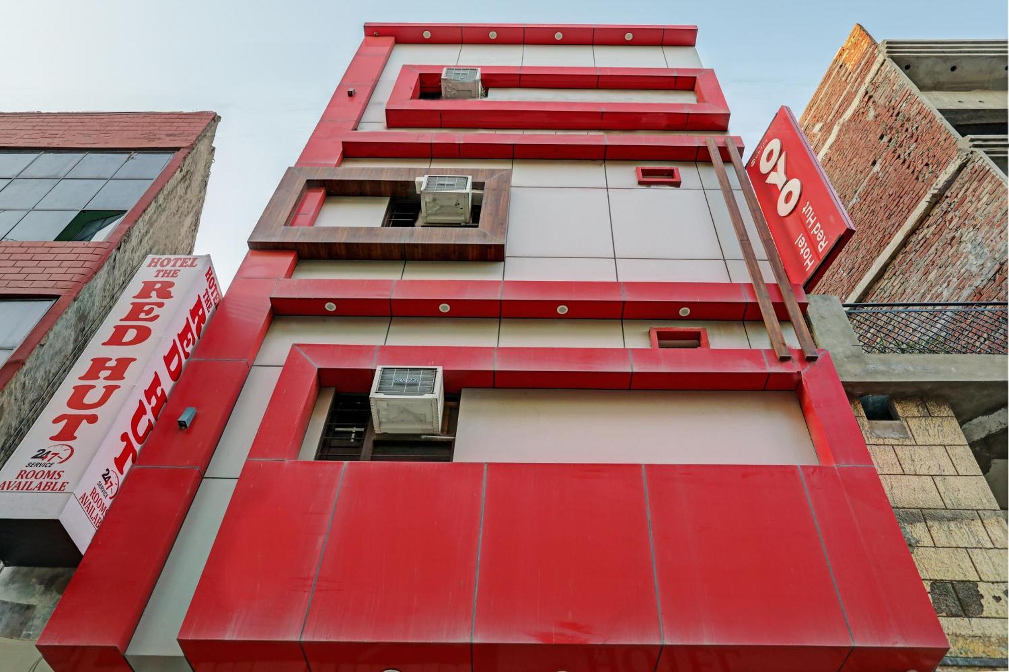 Oyo Hotel The Red Hut Chandīgarh Εξωτερικό φωτογραφία